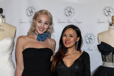 Moda stilisti Veta Horwitz, Komedyen Kedi Ce, Özel Tasarımcı Senfoni Prensi Britly, Los Angeles, CA 19 Ekim 2023 'te VIP koleksiyonunu sunar.