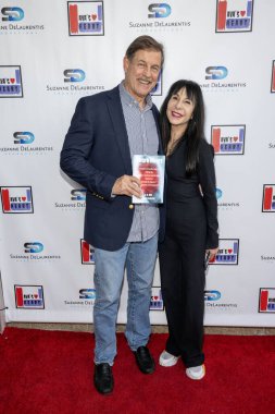 Aktör Michael Pare, Ava 'nın Kalp Kurucusu ve İcra Direktörü Ava Kaufman Ava' nın Kalp Vakfı yararına 5 Kasım 2023 'te Los Angeles' taki 