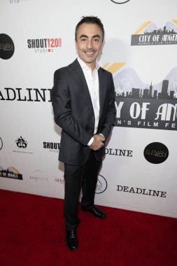 Aktör yönetmeni Raul Peyret, Bella Blanca Olay Merkezi, Los Angeles 'ta düzenlenen 2023 City Of Angels Women' s Film Festivali Ödül Töreni 'ne katıldı.