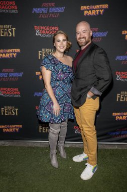 Aktör Ned Donovan ve eşi E.P. 'de Zindanlar ve Ejderhalar Maceraları gösterimine katıldılar. ve L.P. çatısı, Los Angeles, CA 13 Kasım 2023