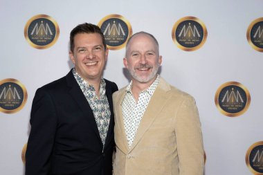 Nominees Thomas Mizer ve Curtis Moore, 15 Kasım 2023 'te Avalon Hollywood, Los Angeles' ta düzenlenen Medya Ödülleri 'nde 14. Hollywood Müzik' e katıldılar.