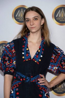 Besteci Katya Richardson, 15 Kasım 2023 'te Avalon Hollywood, Los Angeles' ta Medya Ödülleri 'nde 14. Hollywood Müzik' e katıldı.