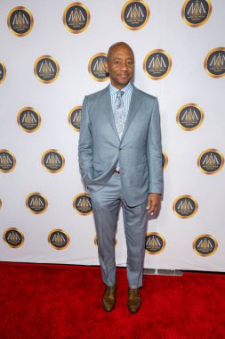 Nominee saksafoncu ve besteci