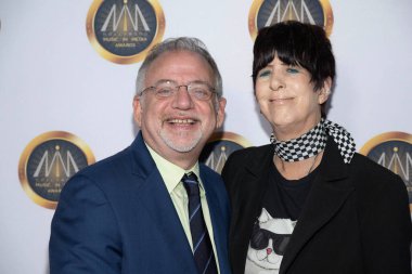 Besteci Marc Shaiman, söz yazarı Diane Warren Avalon Hollywood, Los Angeles 'ta 14. Hollywood Müzik Ödüllerine katıldı.