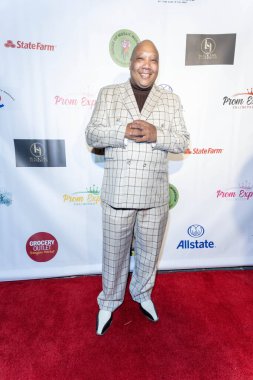 Darryl Crutchfield (Tüm Çocukları Kurtaran CEO), 2 Aralık 2023 'te Los Angeles, Özel Konutlar' da düzenlenen Sınırsız Balo Bağış Gecesine katılıyor.