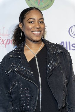 RandB şarkıcısı Ni 'elle, 2 Aralık 2023' te Los Angeles 'taki Özel Konutlarda Sınırsız Bağış Gecesi' ne katıldı.