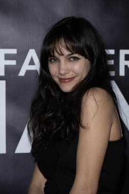 Şarkıcı / Oyuncu Ada Pasternak, 30 Ocak 2024 'te Look Cinema Glendale, Los Angeles' taki 