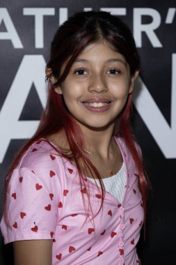 Nüfuzlu Kassandra Becerra, 30 Ocak 2024 'te Look Cinema Glendale, Los Angeles' taki 