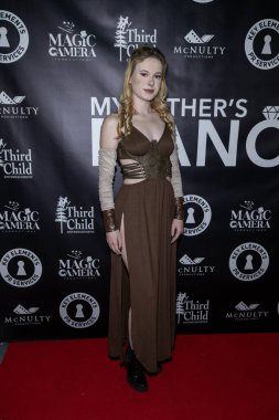 Şarkıcı Julia Culbert, 30 Ocak 2024 'te Look Cinema Glendale, Los Angeles' ta 