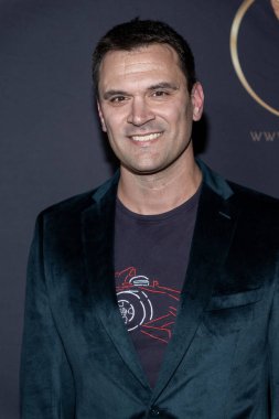 Aktör Kash Hovey, The Soiree tarafından The Bourbon Room, Los Angeles, CA 'da sunulan 2024 World Entertainment Awards Afterparty' a katıldı.