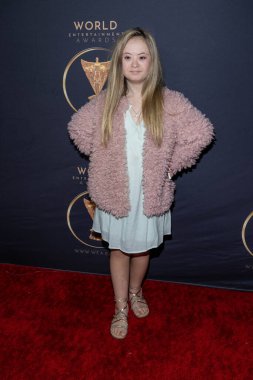 Aktris Kennedy Garcia, The Soiree tarafından The Bourbon Room, Los Angeles, CA 'da sunulan 2024 World Entertainment Awards Afterparty' e katıldı.