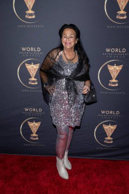 Şarkı yazarı Windwalker Dorn, The Soiree tarafından The Bourbon Room, Los Angeles, CA 'da sunulan 2024 World Entertainment Awards Afterparty' a katıldı.