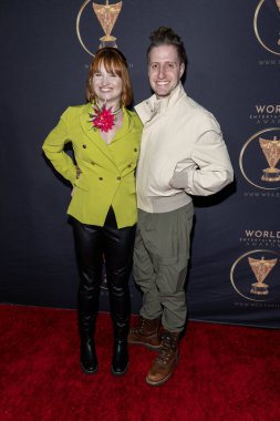 Yönetmen Sassy Mohen, Yapımcı Vince Yepyeni 2024 World Entertainment Awards Afterparty Sunar The Soiree at The Bourbon Room, Los Angeles, CA, 2 Şubat 2024