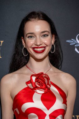 Aktris Oliviia Tcargush, 17 Şubat 2024 Regal LA Live, Los Angeles 'ta 