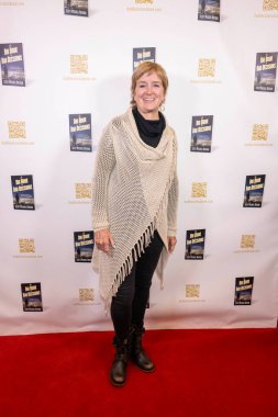 Yazar Dawn Smith Theodore, Scott Michael Nathan 'ın 