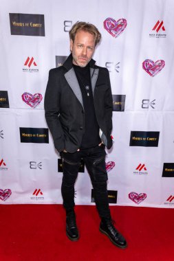 Komedyen Thash Mose, Komedyen Christine Peake, Komedyen, Aktris, Yazar Eugenia Kuzmina, Komedyen, Şarkıcı Ksenia Max Events Sunar Eugenia Kuzminas Modelleri SIXTY Beverly Hills, Los Angeles, CA, 28 Şubat 2024