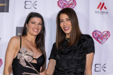 Komedyen Thash Mose, Komedyen Christine Peake, Komedyen, Aktris, Yazar Eugenia Kuzmina, Komedyen, Şarkıcı Ksenia Max Events Sunar Eugenia Kuzminas Modelleri SIXTY Beverly Hills, Los Angeles, CA, 28 Şubat 2024