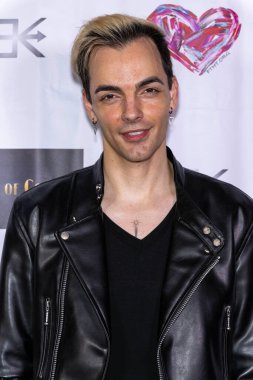 Komedyen Thash Mose, Komedyen Christine Peake, Komedyen, Aktris, Yazar Eugenia Kuzmina, Komedyen, Şarkıcı Ksenia Max Events Sunar Eugenia Kuzminas Modelleri SIXTY Beverly Hills, Los Angeles, CA, 28 Şubat 2024