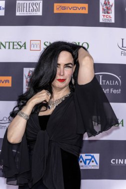 Aktris Alexis Kiley TCL Çin Tiyatrosu, Los Angeles, CA, 3 Mart 2024 'te 2024 Los Angeles Italia Film, Moda ve Sanat Festivali açılış gecesine katıldı.