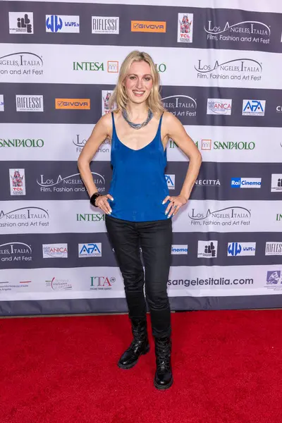 Aktorka Nika Khitrova Uczestniczy Otwarciu Festiwalu Filmowego Mody Sztuki Los — Zdjęcie stockowe