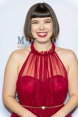 Aktris Alanna Fox, Luxe Sunset Blvd Hotel, Los Angeles, CA, 10 Mart 2024 'te düzenlenen 2024 Yıllık Suzanne Delaurentiis Gala, Luncheon and Gifting Suite' a katılıyor.