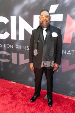 Şarkıcı Eddie Holland 24. Geleneksel Akademi Ödülleri Töreni ve Oscar Ödül Töreni 'ne katılıyor. Mülk, Los Angeles, CA, 10 Mart 2024