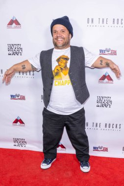 Komedyen Pancho Moler, Christine Peake 'in 