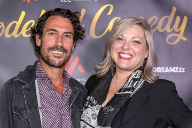 Aktör Philip Latini, Komedyen Leah Latini Max Events 'a katıldı 