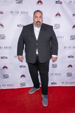 Komedyen / Aktör Matt Grisat Christine Peake 'in 2024 Anma Günü Komedi Şovu' na katılıyor. Ziggy, Los Angeles, CA, 27 Mayıs 2024