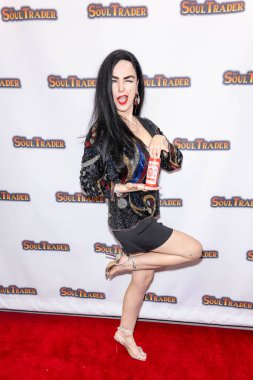 Aktris Alexis Kiley, 