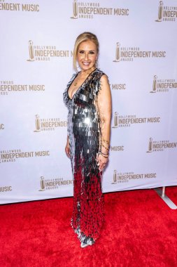 Besteci Dawn Elder, AVALON Hollywood ve Bardot, Los Angeles 'ta 18 Temmuz 2024 Hollywood Bağımsız Müzik Ödülleri' ne katılıyor.