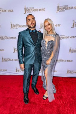 Şarkıcı KIA (Kia Knoester) eşi Kosey Baskin ile birlikte 18 Temmuz 2024 'te AVALON Hollywood ve Bardot, Los Angeles' ta düzenlenen Hollywood Bağımsız Müzik Ödüllerine katıldı.