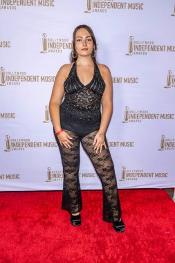 Şarkıcı Zaryah, AVALON Hollywood ve Bardot, Los Angeles, CA, 18 Temmuz 2024 'te 2024 Hollywood Bağımsız Müzik Ödüllerine katıldı.