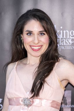 Şarkıcı, söz yazarı Jennifer Alexis, Los Angeles Music Hall Theater, Los Angeles 'ta 8 Ağustos 2024' te Breaking Glass Pictures 'a, Los Angeles Festivali' ne katıldı.