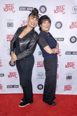 Emmy ödüllü stilist Brenda Cooper, Komedyen Christine Peake Paris Rüyaları 'na katılıyor Jake Stirn' in 19 Eylül 2024 'te Hotel Ziggy, Los Angeles' taki EP tanıtımını sunar.