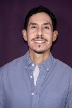 Aktör Richard Manriquez, The Taylor Acting Studio, Burbank, CA, 20 Eylül 2024 'te 