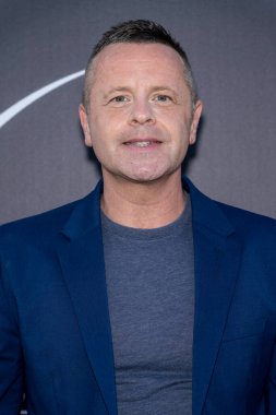 Reiki Master Edward Ormandy 30 Eylül 2024 'te Los Angeles' taki SATARA-House of Mystical Wellness 'in Büyük Açılış Töreni' ne katıldı.