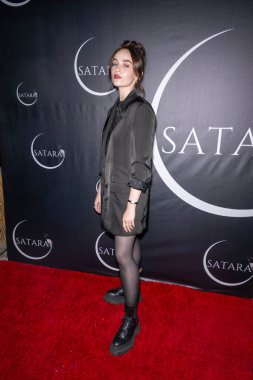 Aktris Samantha Rose Baldwin, SATARA Sağlık Merkezi 'nin 30 Eylül 2024 tarihli SATARA Büyük Açılış Kutlamasına katıldı.