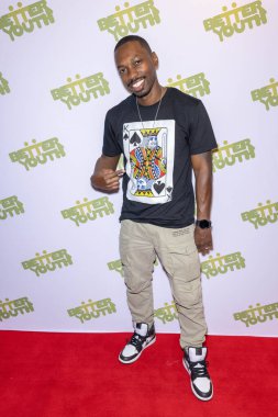 Aktör Melvin Jackson Jr., Los Angeles Film Okulu 'nda Better Youth Inc tarafından sunulan 2024 Reel Global Gençlik Film Festivali' ne katıldı.