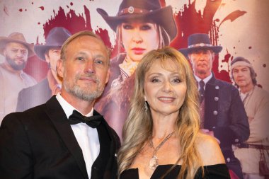 Aktör Kevin S. Wilson ve eşi Ludmila, 9 Ekim 2024 'te Los Angeles Güzel Sanatlar Tiyatrosu, Los Angeles' ta Black BREEK 'in Özel Los Angeles prömiyerine katıldı.