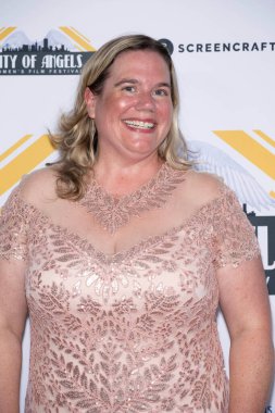 Aktris Maggie Drawert, Harmony Gold Theater, Los Angeles, CA, 13 Ekim 2024 'te Melek Kadın Film Festivali ve Ödülleri' ne katıldı.