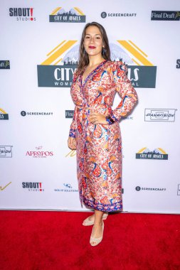 Yazar / Yönetmen Catherine Andre, Harmony Gold Theater, Los Angeles, CA, 13 Ekim 2024 'te Melek Kadın Film Festivali ve Ödülleri' ne katıldı.