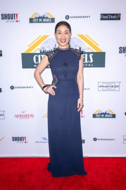Aktör / Yazar / Yönetmen Fen Huang, Harmony Gold Theater, Los Angeles, CA, 13 Ekim 2024 'te Melek Şehri Kadın Film Festivali ve Ödülleri' ne katıldı.
