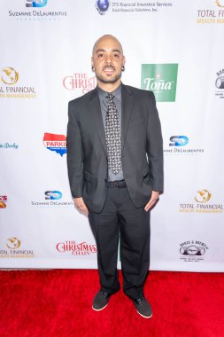 Aktör Daniel Rodriguez 13 Kasım 2024 'te Los Angeles Güzel Sanatlar Tiyatrosu' ndaki Noel Zinciri 'ne katıldı.