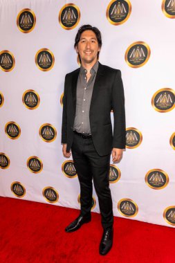 Müzisyen Alan Dennis, AVALON Hollywood ve Bardot, Los Angeles, CA, 20 Kasım 2024 'te The Hollywood Music in Media Ödülleri' ne katıldı.