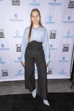 Aktris Zofia Helena Trick Candle Prodüksiyon 'a katılıyor Los Angeles Premiere' Dark Night of the Soul 'ı 2 Aralık 2024' te Harmony Gold Theater, Los Angeles 'ta sunar.