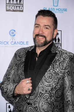 Şarkıcı Billy Herring, Trick Candle Prodüksiyon 'a katılıyor Los Angeles Premiere' Dark Night of the Soul 'ı sunar Harmony Gold Theater, Los Angeles, CA, 2 Aralık 2024