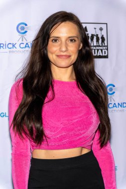 Aktris Maria Shapley, Trick Candle Prodüksiyon 'a katılıyor Los Angeles Premiere' in Harmony Gold Theater, Los Angeles 'taki Dark Night of the Soul' ı sunar.