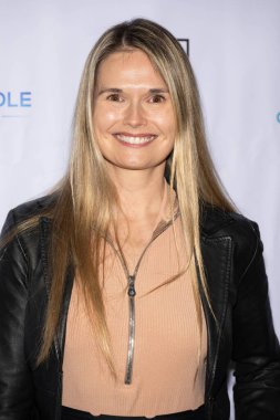 Aktris Meredith Jackson, Trick Candle Prodüksiyon 'a katılıyor Los Angeles Premiere' Dark Night of the Soul 'ı Harmony Gold Theater, Los Angeles' ta sunar.