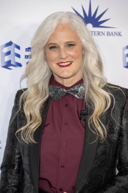 Aktris / Model Susan Esco, Girişimci Eğitim Merkezi A.Ş. 'ne katılıyor. DAKİ Ofisi' nde Büyük Kutlama ve Açılış Evi, Los Angeles, CA, 21 Aralık 202